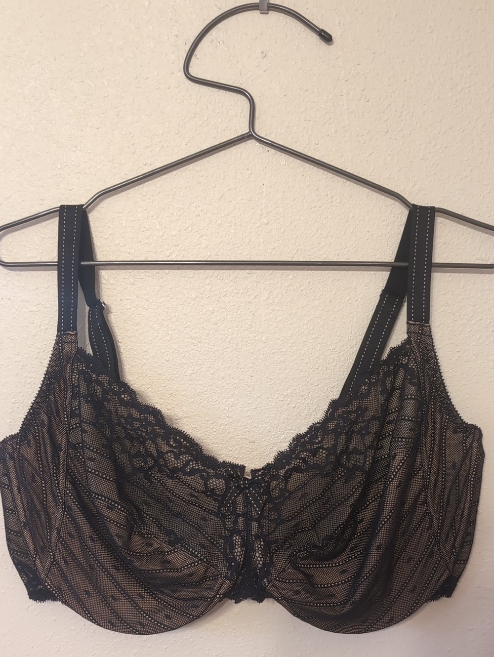 Chantelle Black Lace Bra with Nude Lining 40H